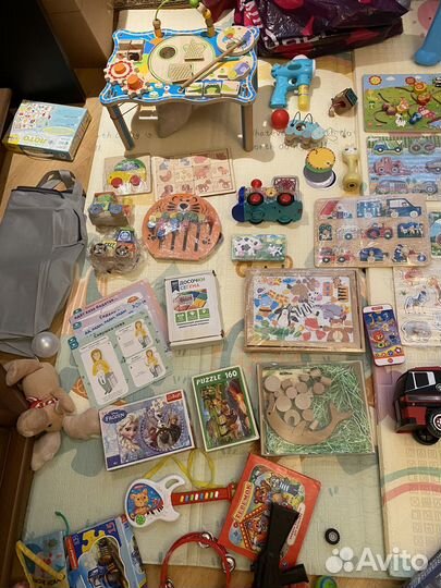 Развивающие игрушки пакетом