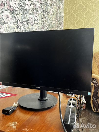 Монитор philips 22 дюйма