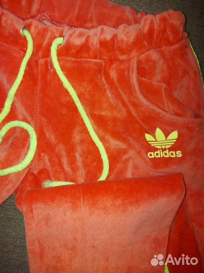 Спортивный костюм adidas