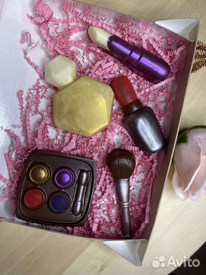 Подарок шоколад