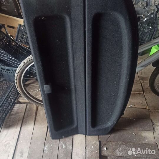 Задняя полка Мазда 3 bk