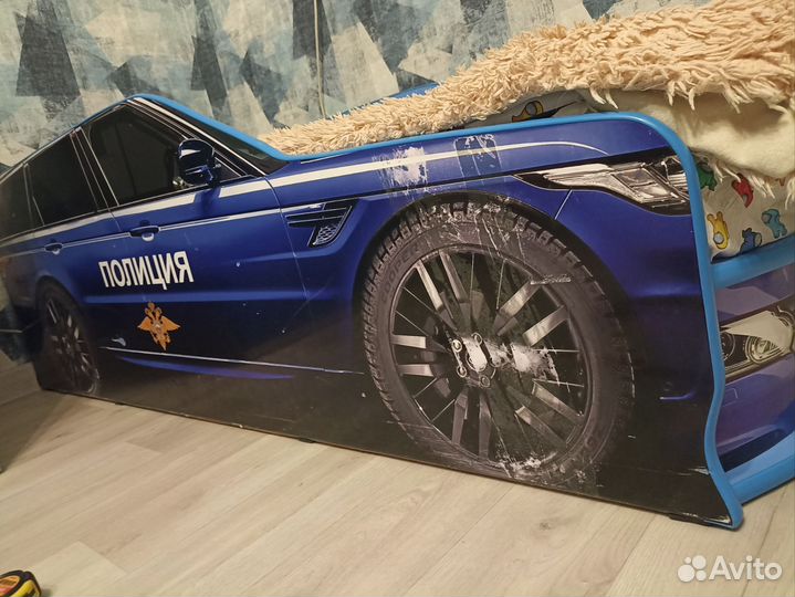 Детская кровать машинка