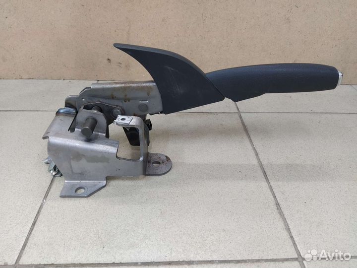 Ручник Ситроен С4