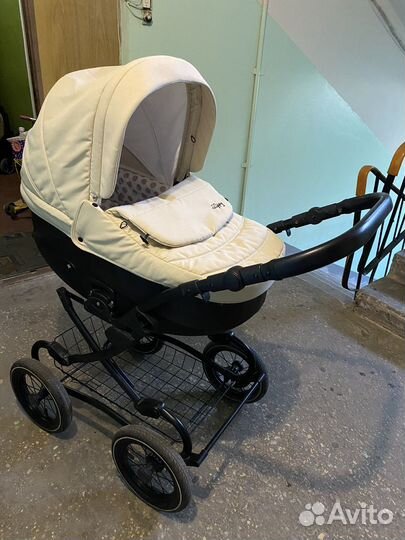 Прогулочная коляска Zippy
