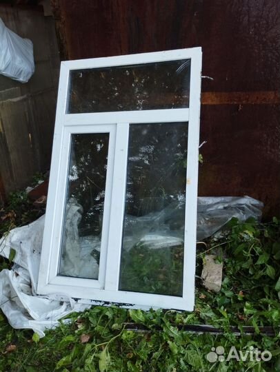 Оконная рама пластиковая