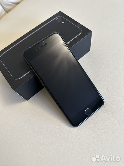 iPhone 7, 128 ГБ