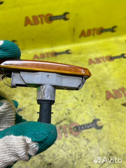 Поворотник в крыле передний левый Bmw 5-Series E39