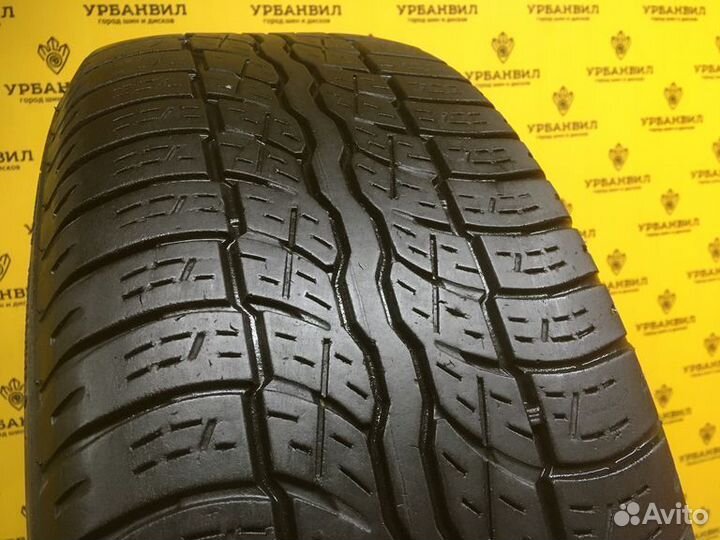 Bridgestone Dueler H/T D687 235/60 R16 100H