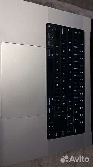 Macbook pro 16 m2 pro 16 / 512