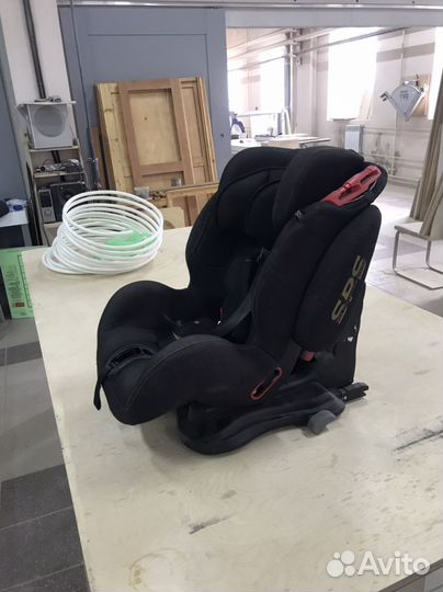 Кресло детское автомобильное изофикс