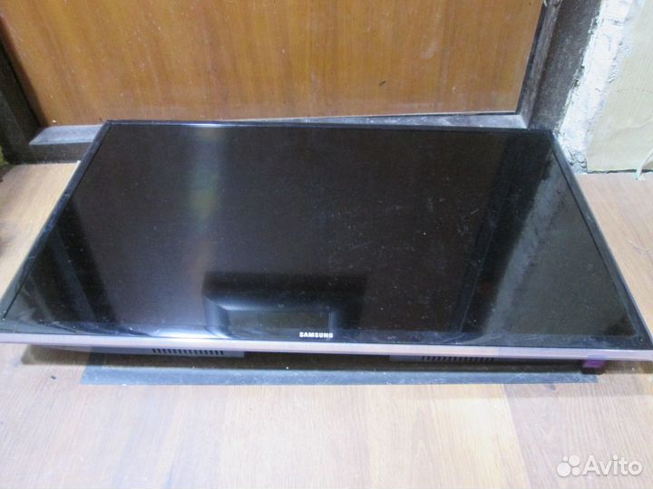 Телевизор Samsung UE32F6100AK