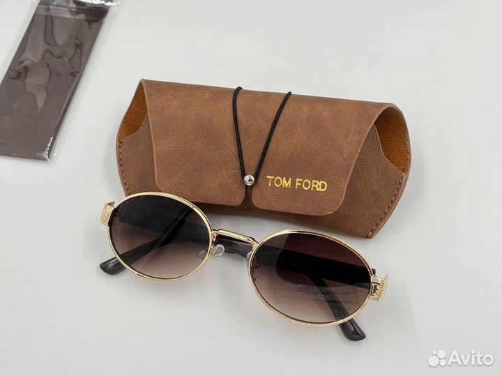 Солнцезащитные очки Tom Ford хит модель