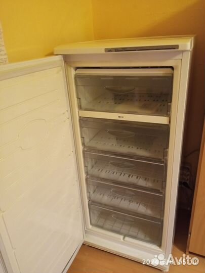 Морозильная камера бу Атлант