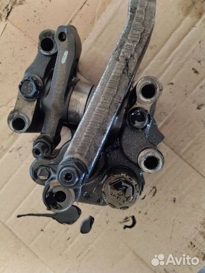 Ось коромысел DAF XF 105 2008