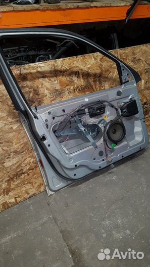 Дверь передняя левая Volvo S80 2003
