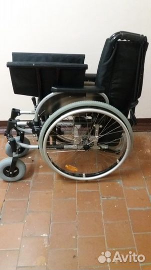 Инвалидное кресло