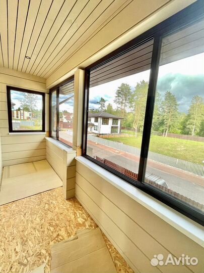 Балконное остекление новое