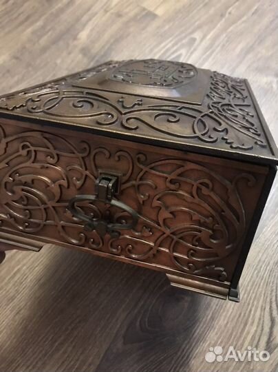 Шкатулка-ларец