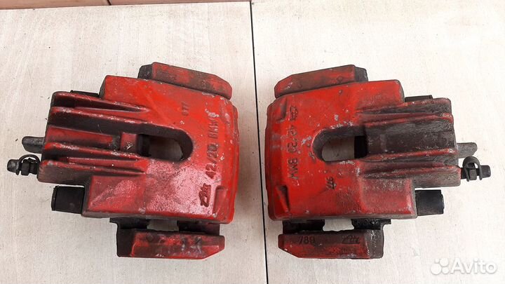 Суппорт задний BMW 5-Series 525I E60