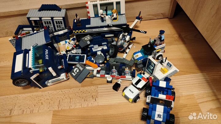 Lego полицейский участок