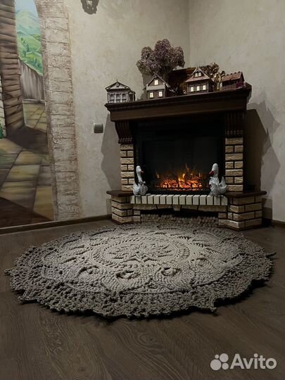 Ковер вязаный ручной работы