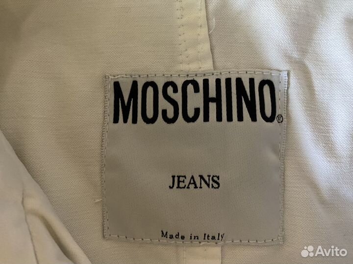 Пиджак белый Moschino