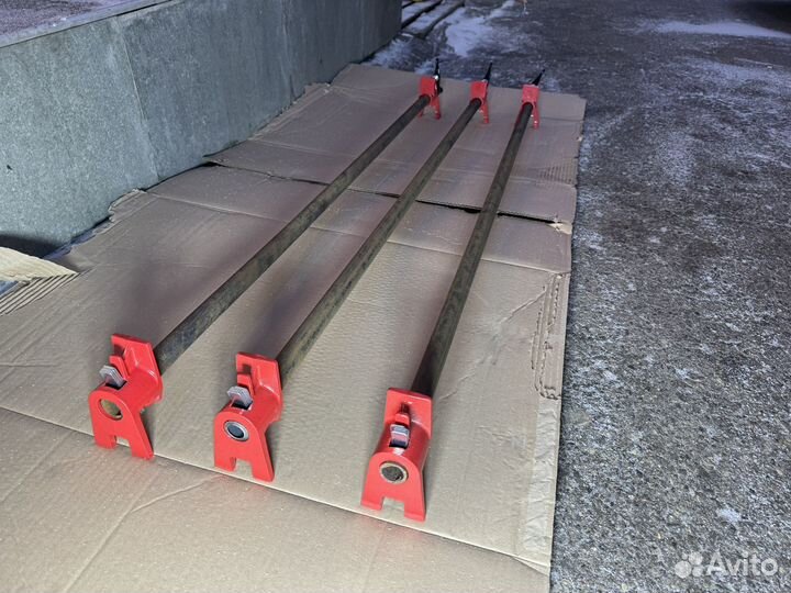 Струбцина трубная