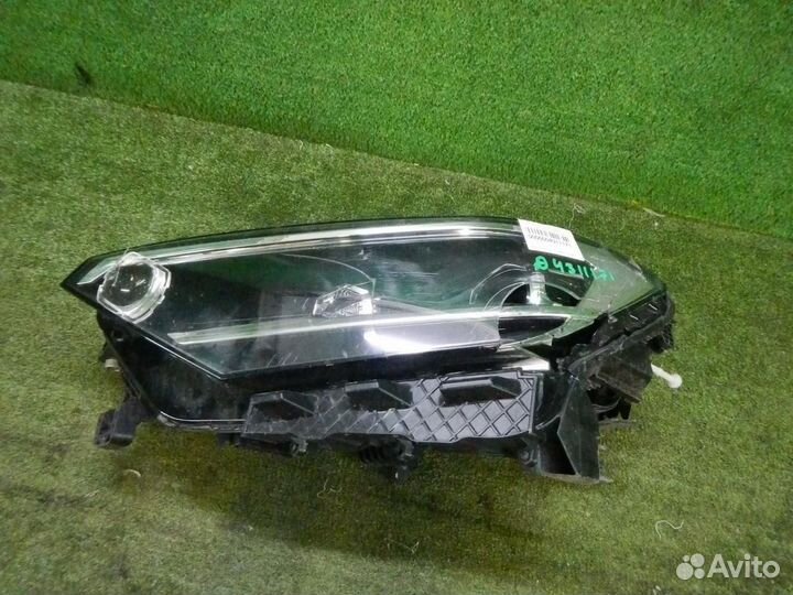Фара левая Volkswagen Polo