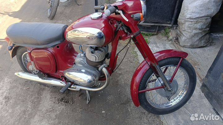 Ява 350-360 старушка