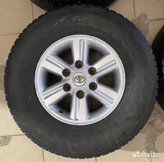 R15 диски колеса 6x139.7 Toyota Hilux