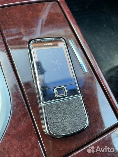 Телефон Nokia 8800