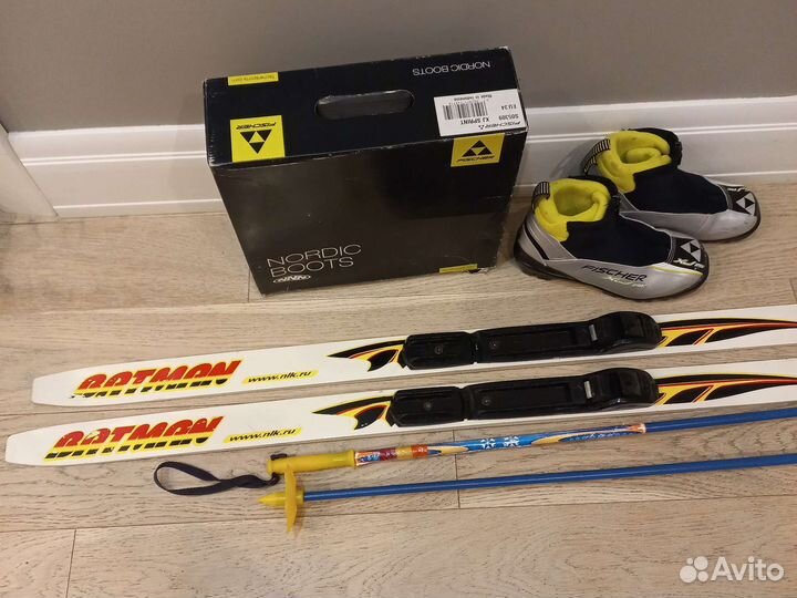 Беговые лыжи детские и палочки