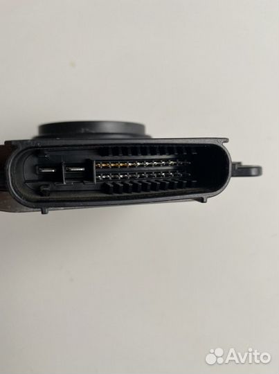 Компьютер правой фары Toyota Prius 50 ZVW50 2Zrfxe