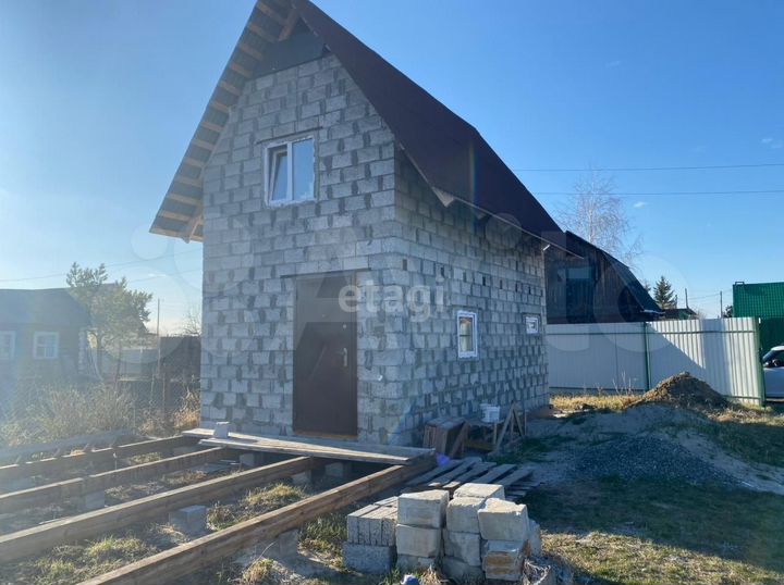 Дача 40 м² на участке 8,3 сот.