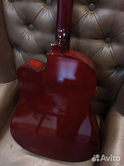 Гитара Белуччи новая