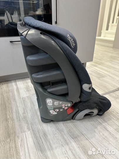 Автокресло britax romer