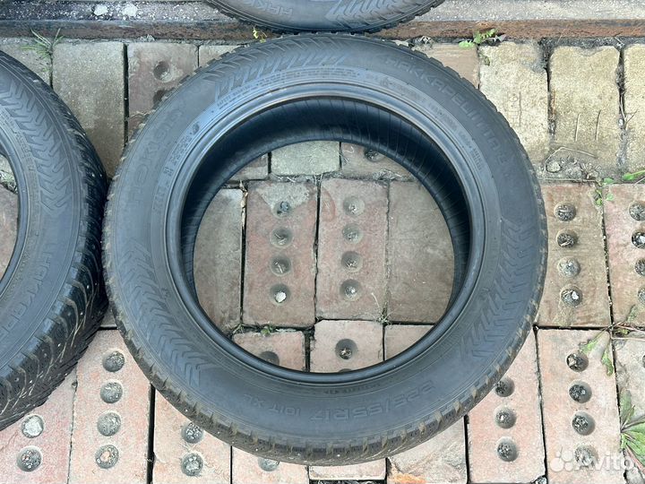 Nokian Tyres Hakkapeliitta 8 225/55 R17