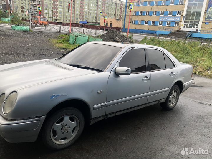 Mercedes-Benz E-класс 2.2 МТ, 1999, 621 000 км