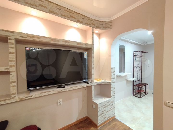 3-к. квартира, 65 м², 1/9 эт.