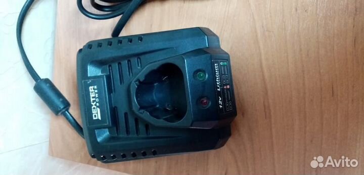 Зарядное для шуруповерта dexter 5227