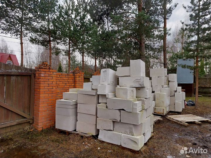 Блок газосиликатный d500