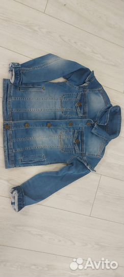 Джинсовая куртка