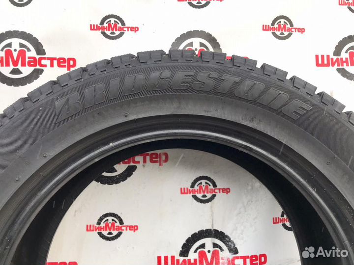 Bridgestone Blizzak Revo GZ 225/55 R17