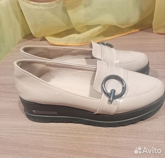 Туфли лаковые