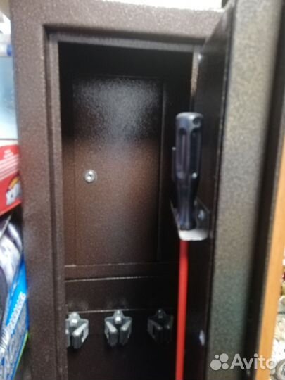 Оружейный сейф на 3 ствола