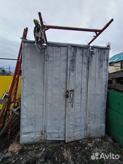 Шкаф металлический для инструментов