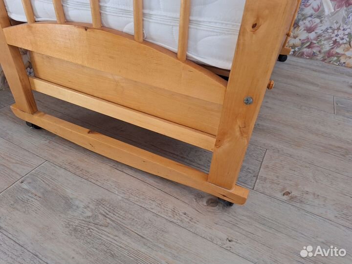 Детская кровать 60*120