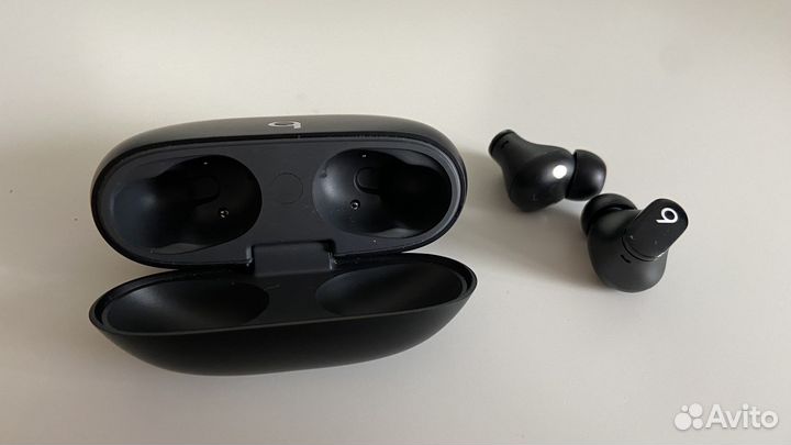 Apple Beats Studio Buds черные