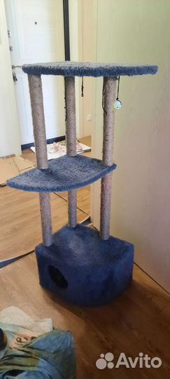Домик для кошки с когтеточкой бу