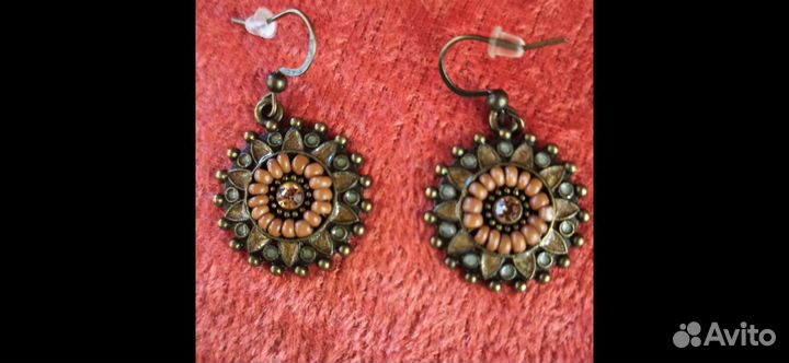 Серьги бижутерия в геометрическом стиле